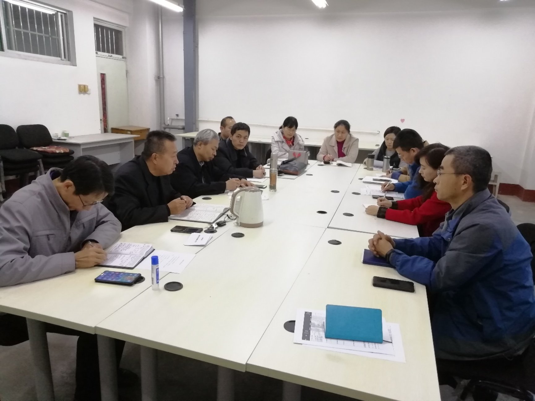 C:\Users\LCH\Desktop\9色视频
网络课程项目立项\会议照片11.19\IMG_20201119_165627.jpg